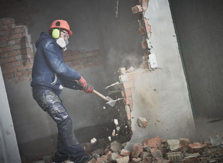 Abbrucharbeiten & Sanierung
